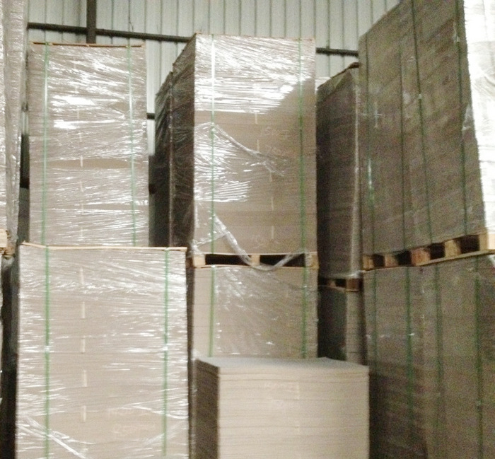 東莞灰板紙廠家怎么保存新聞紙？