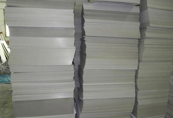 東莞灰板紙廠家.jpg 東莞灰板紙廠家.jpg